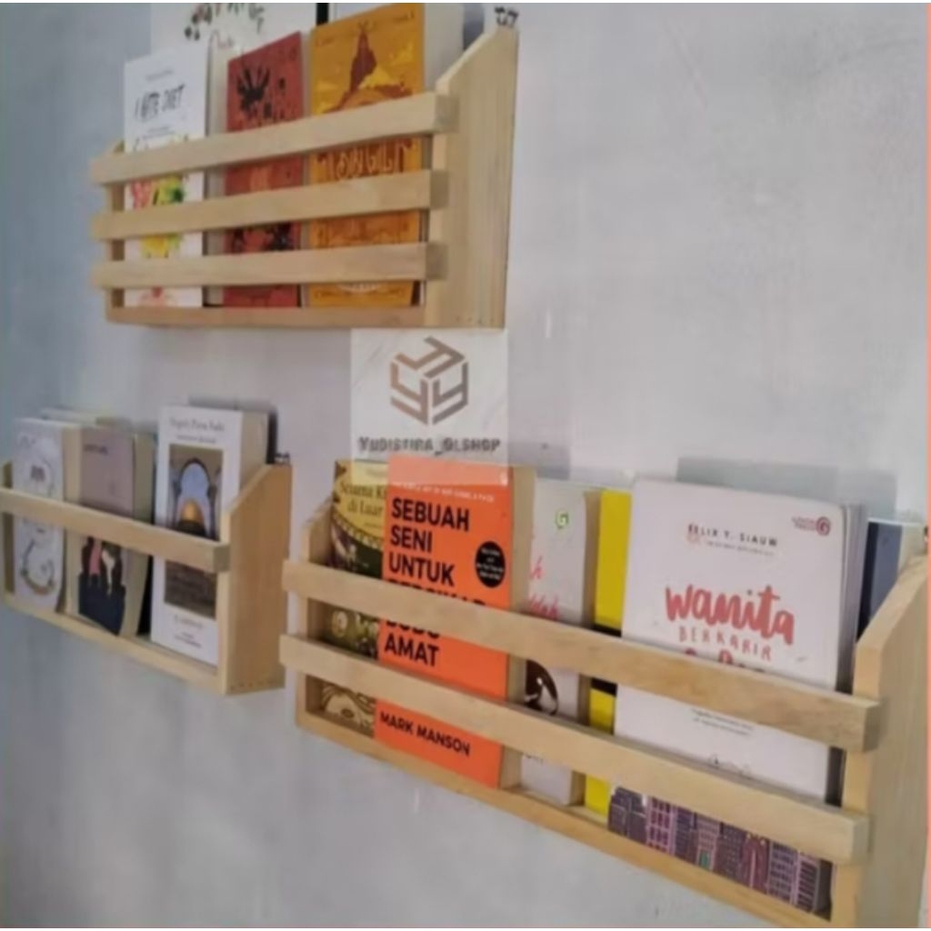 RAK BUKU KAYU GANTUNG RAK MAJALAH RAK NOVEL RAK KOMIX RAK POTO