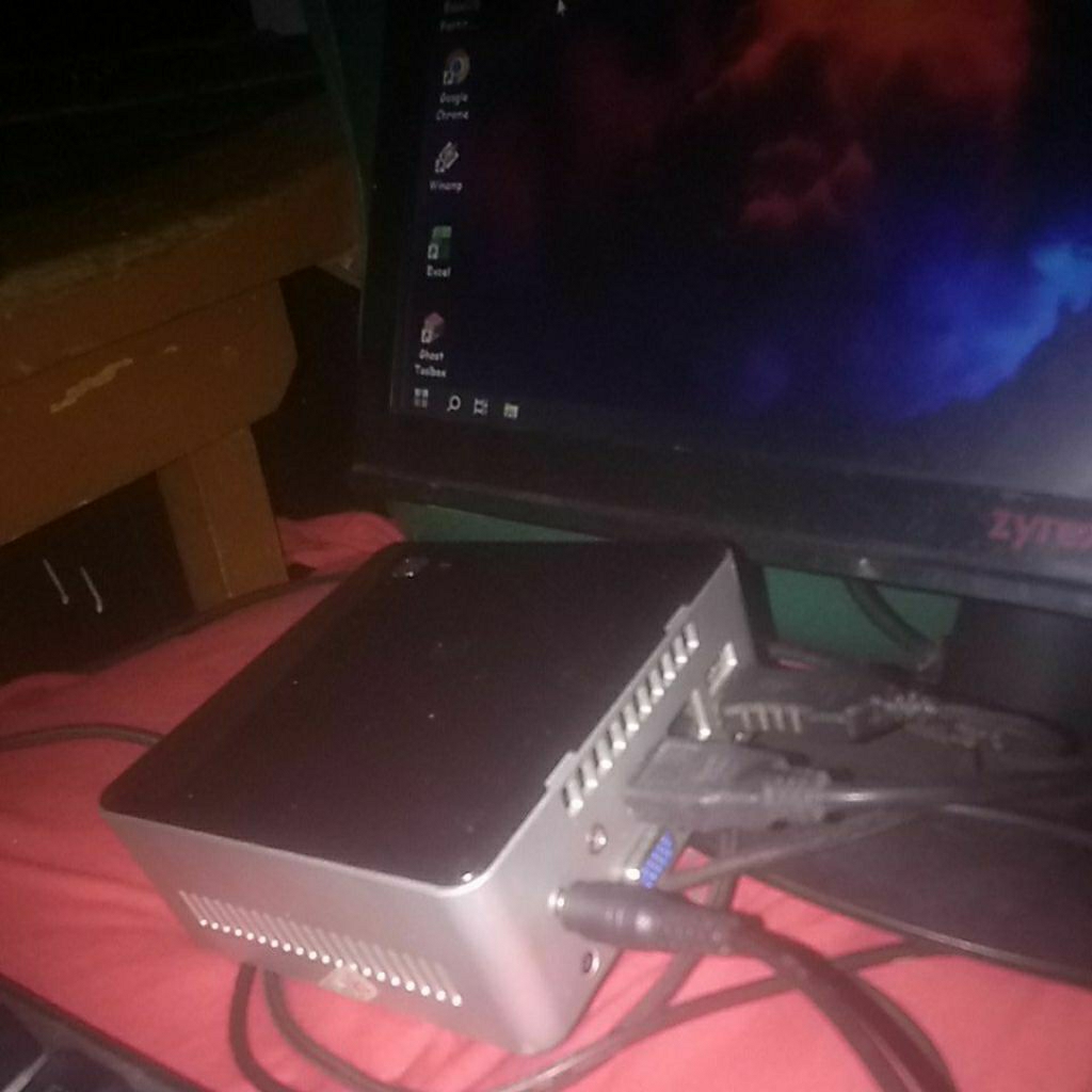 CPU Mini Intel NUC