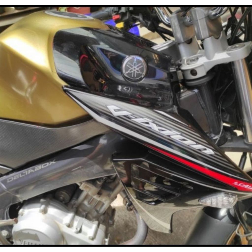 Grille kuping tangki Vixion new NVL Sayap mini Shroud NVL