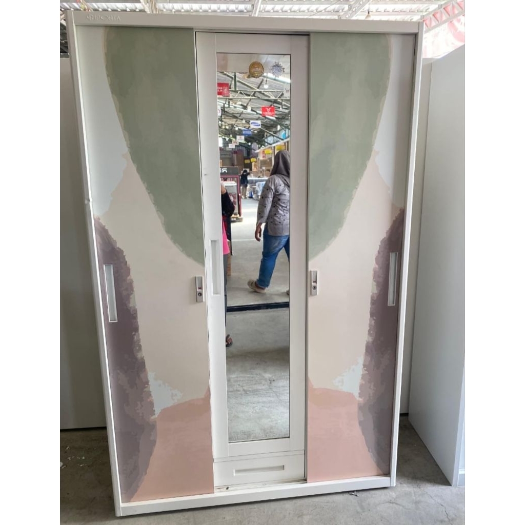 Lemari Besi Tebal mrek Okelo By Importa sliding 3P