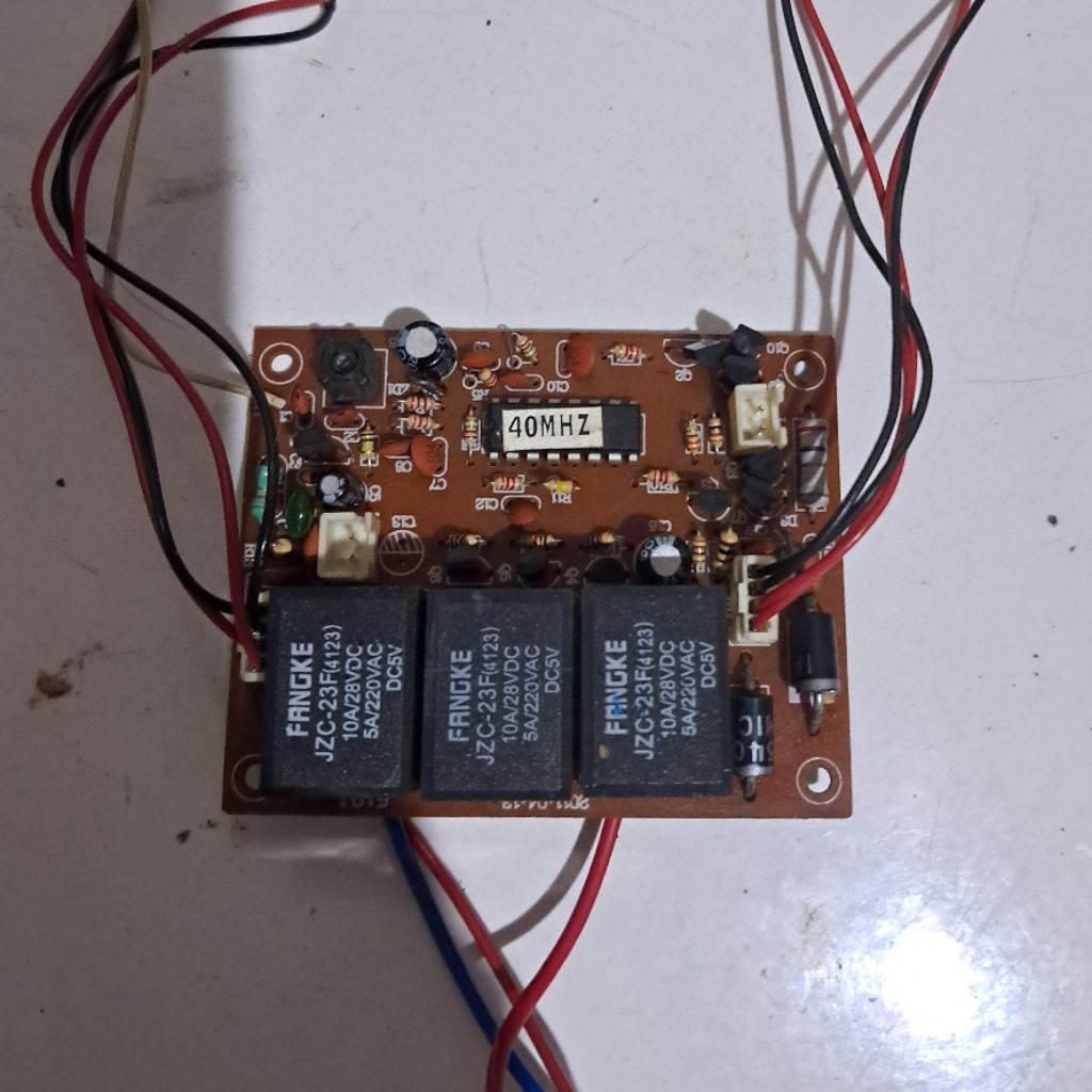 receiver mobilan RC QD 40Mhz. 3 pin.  9.6v plus led roda