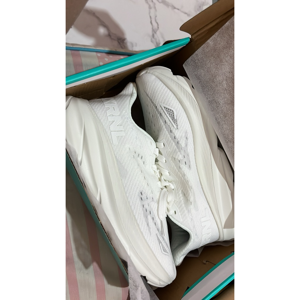 SWEATER crewneck AMBLER ZARA POLOCLUB GIORDANO MINISO