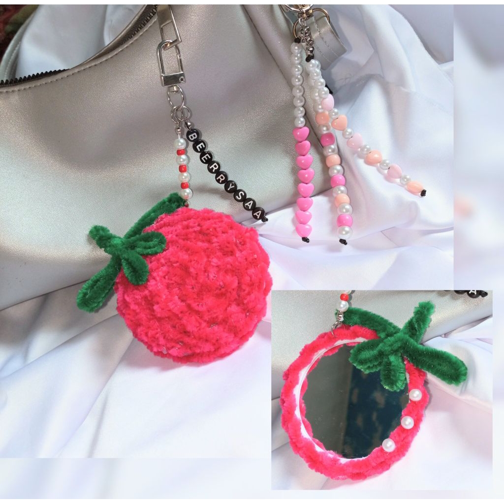 ( Beerrysaa ) Cermin Gantungan tas Strawberry Pink| Gantungan kunci ganci keychain cantik aksesoris 
