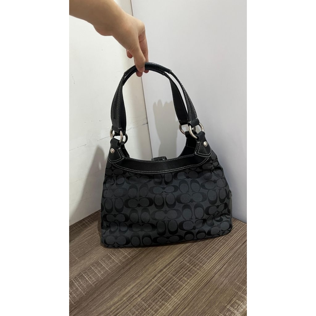 preloved Coach Signature Hobo Black F17094 – Authentic – Preloved