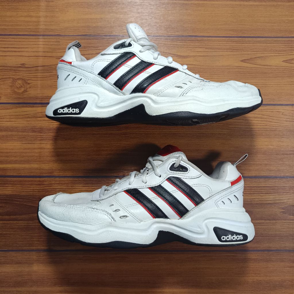 Sepatu Adidas Strutter Badminton Tenis Second Original Size 41 1/3