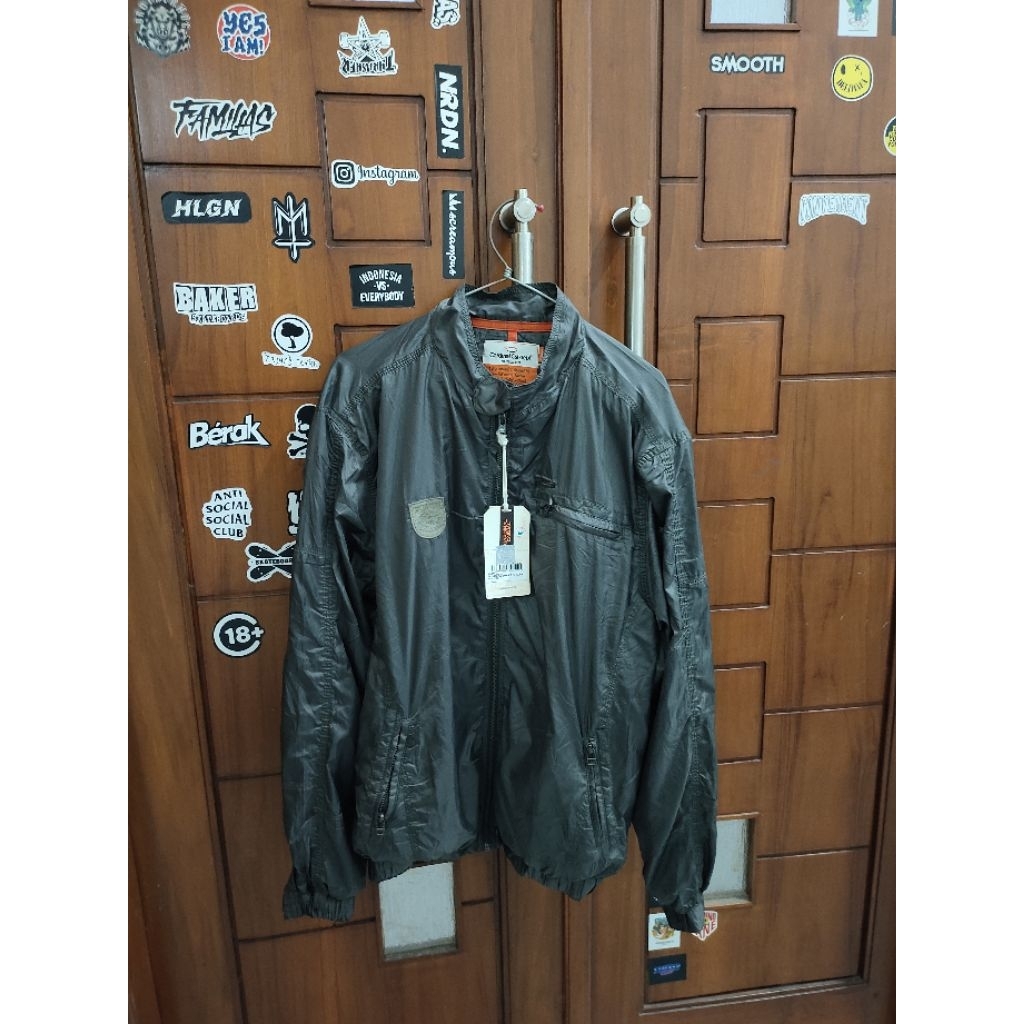 Jaket Pria Cardinal Bahan Parasut UK XL || Warna Abu, 100%Original