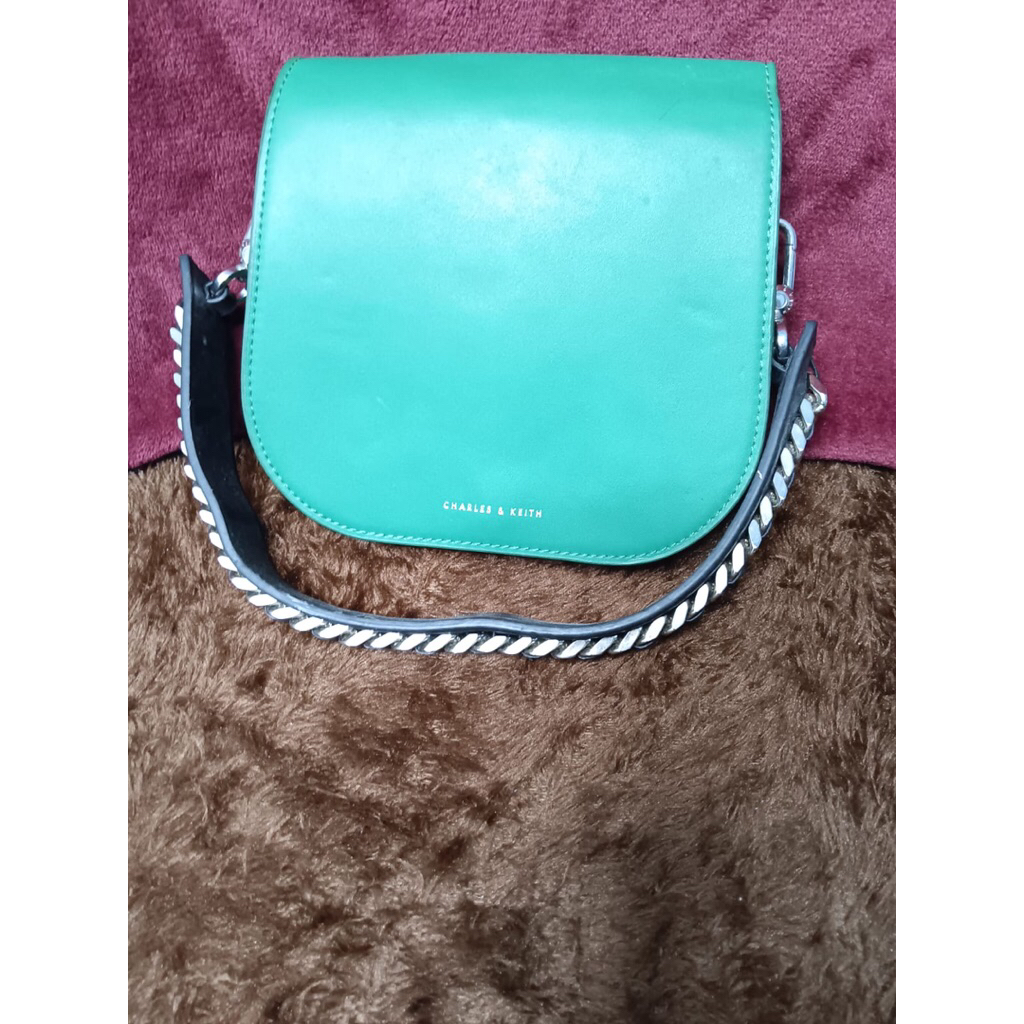 Charles n keith shoulder bag