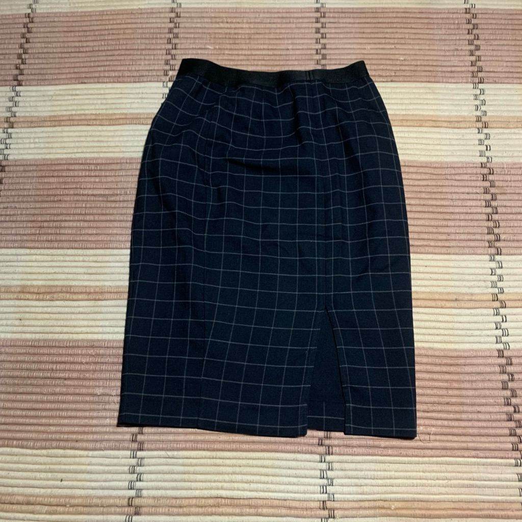 Rok Panjang UNIQLO Skirt Wanita
