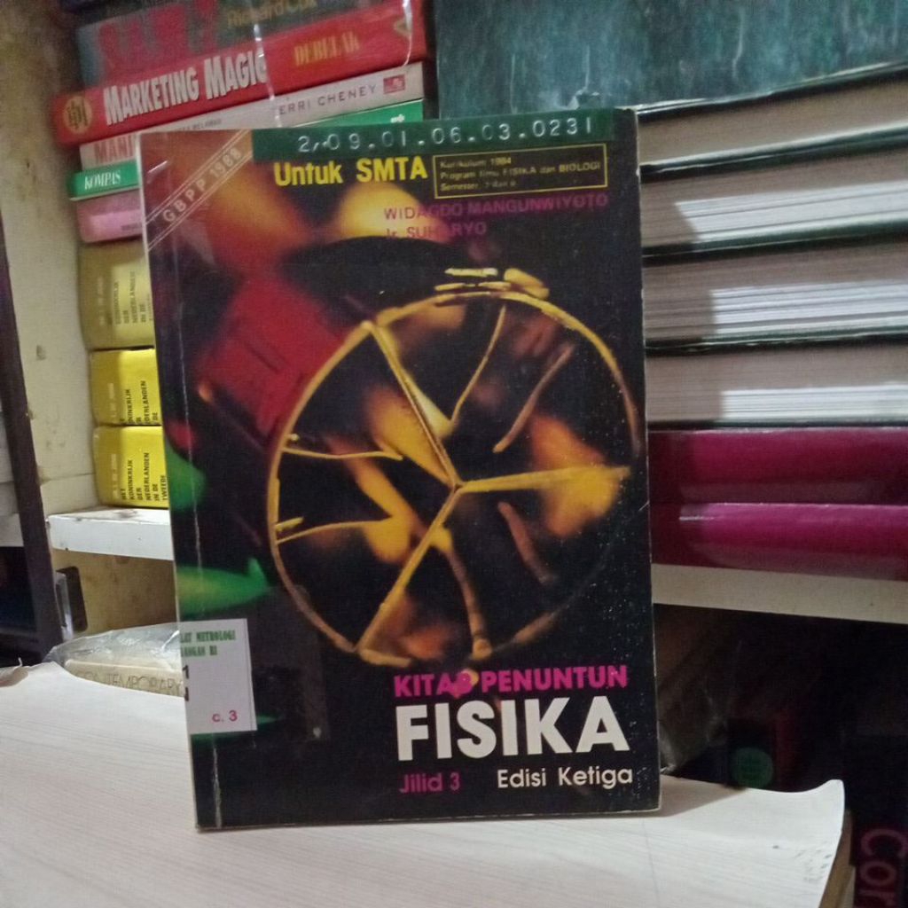 buku kitab penuntun fisika,untuk smta#rak7d