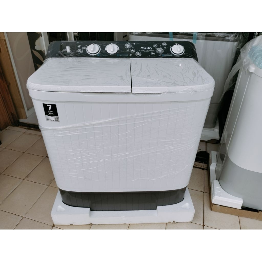 Mesin cuci Aqua 7kg