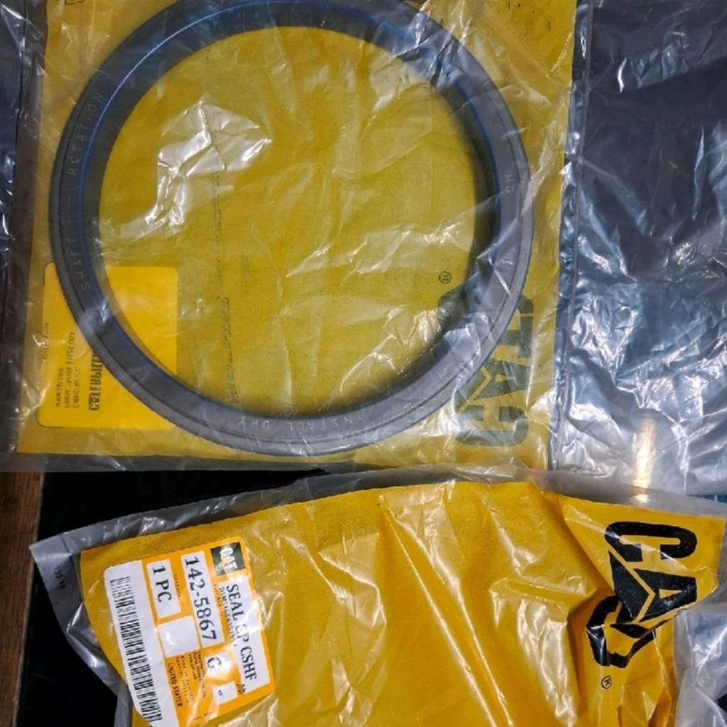 142-5868 1425868 142 5868 Crankshaft crankshaft