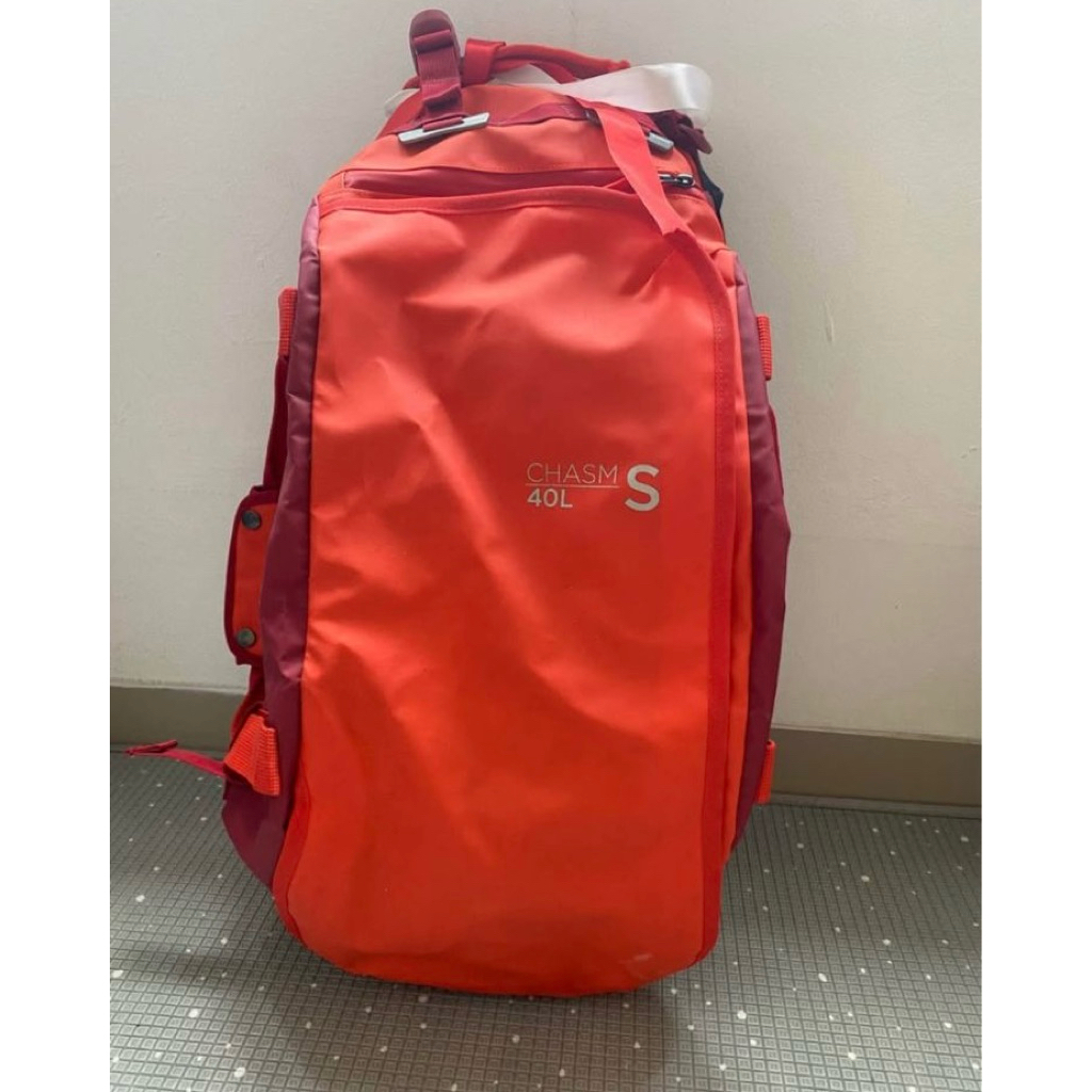 PRELOVED Thule Duffle Bag & Backpack Chasm 40L