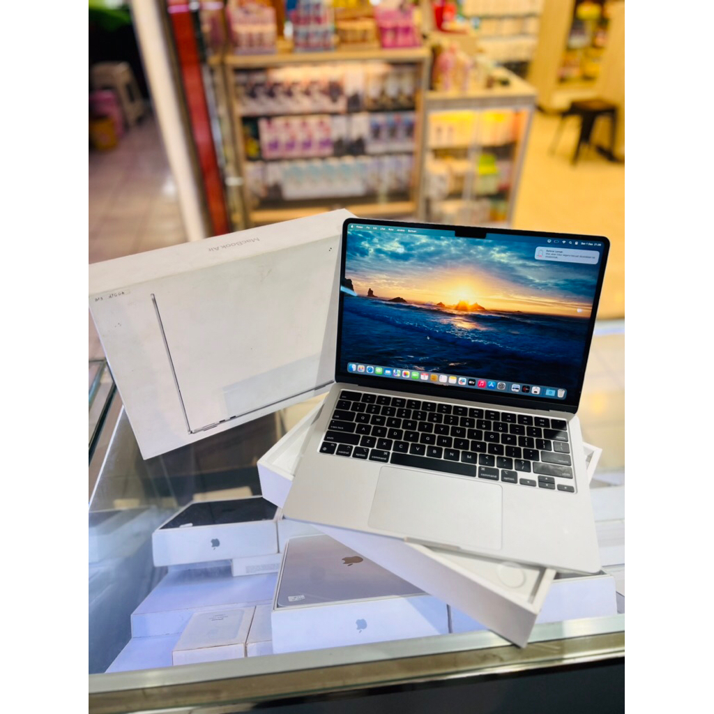 macbook air m3 8/256 second ibox