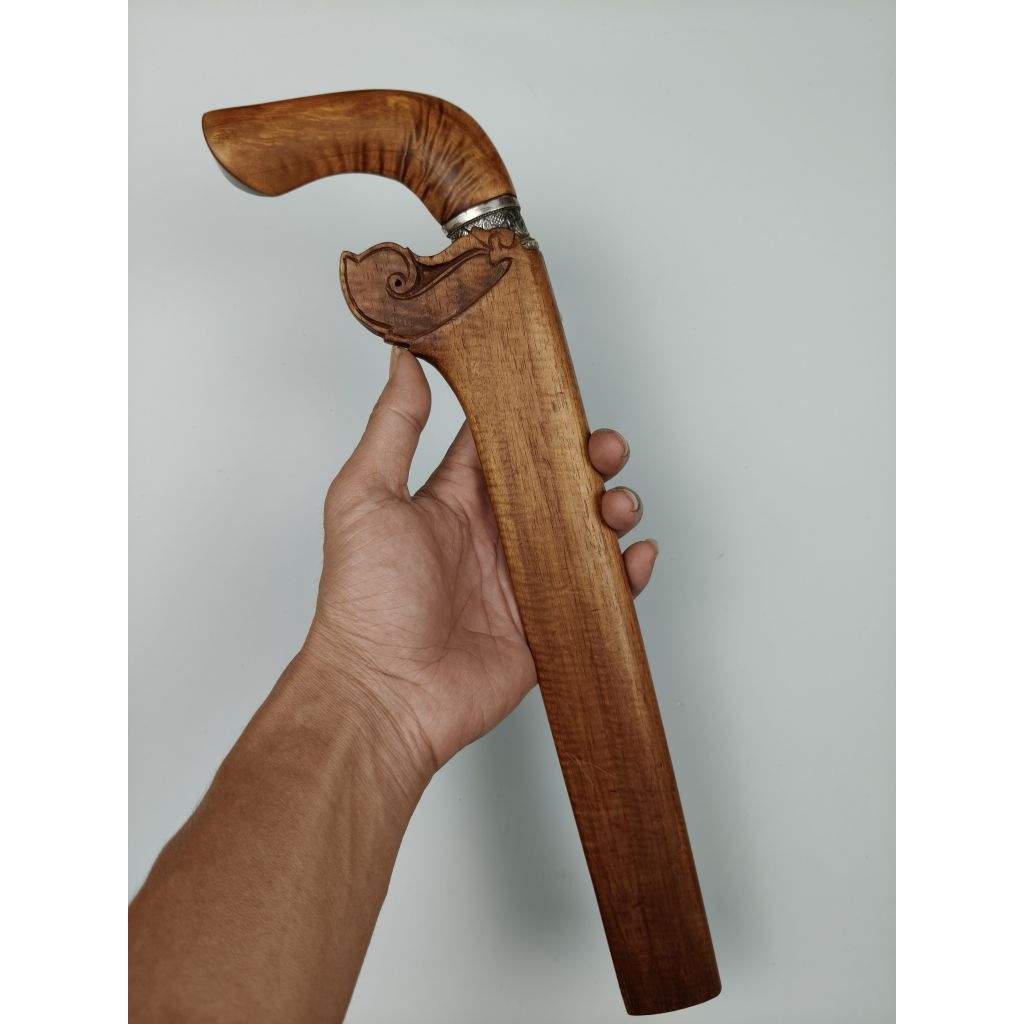 Badik Raja (Bilah tua) sudah restorrasi ganteng