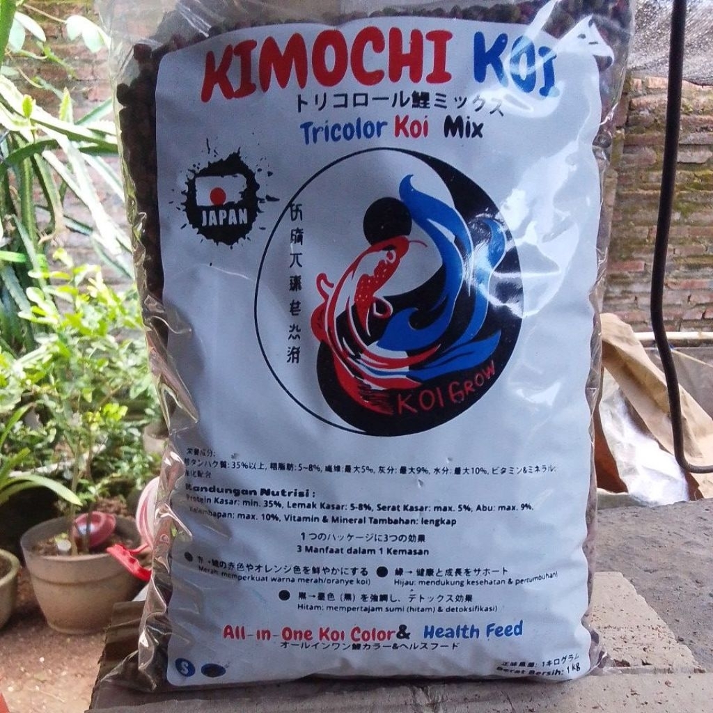 kimochi Tricolour Pakan Ikan Koi tinggi Protein Kualitas Jepang