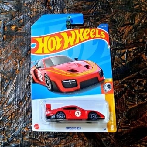 Hot Wheels Porsche 935 Merah 2022