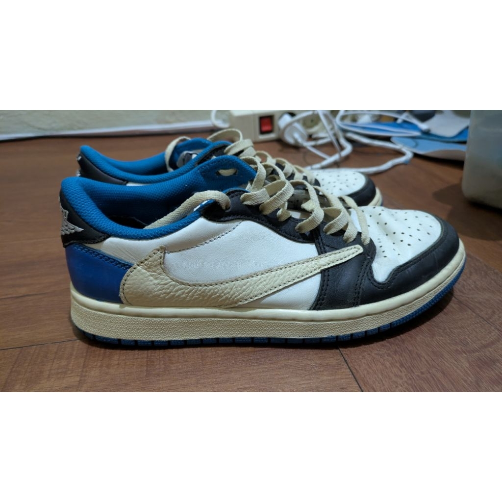 Nike AJ1 low Travis Scott X Fragment Size 40.5 Preloved