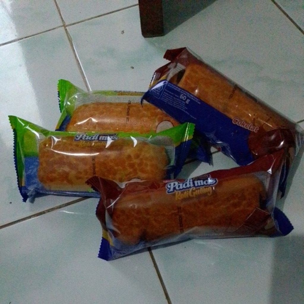 Padimas Roti Gulung 60g – Rasa Pandan Sarikaya & Cokelat
