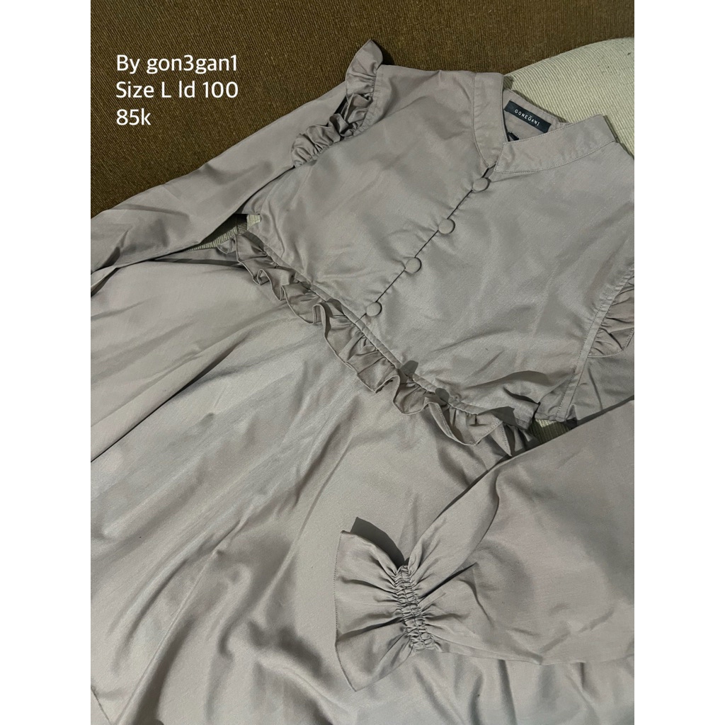 PRELOVED ATASAN BLOUSE BY GONEGANI