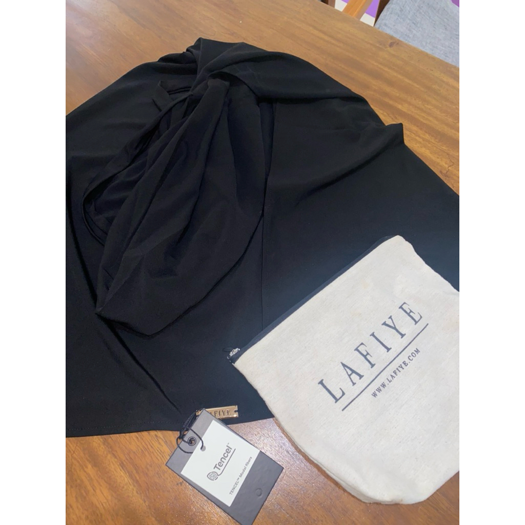 Lafiye Instant Rey in Blackpepper