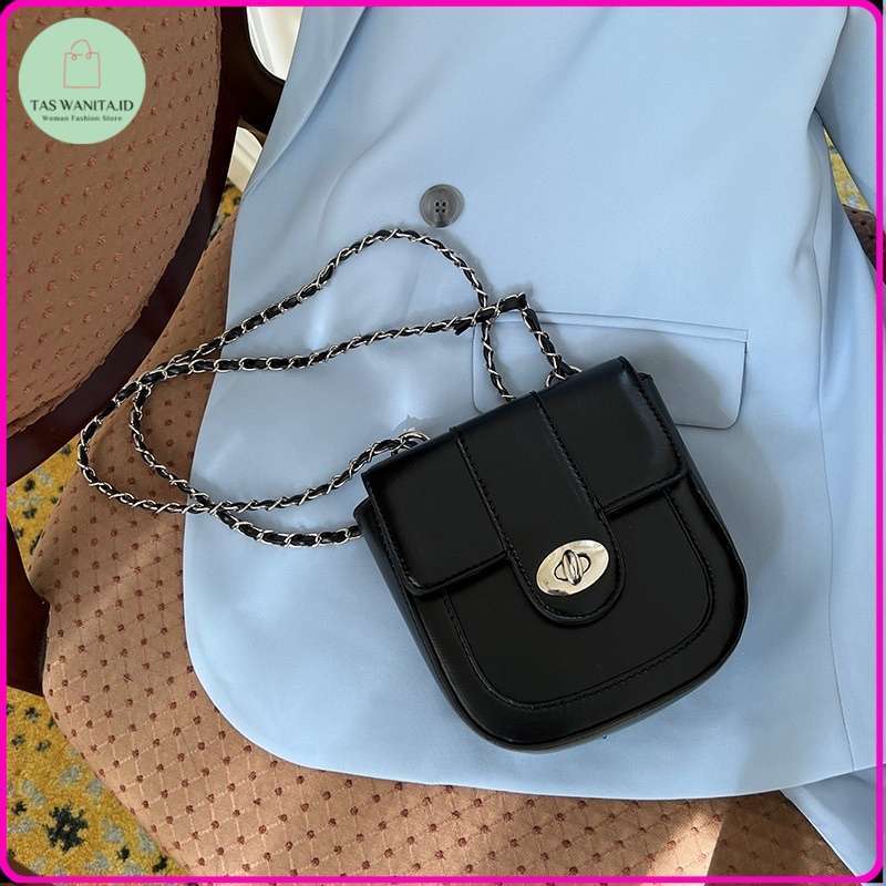 tas selempang wanita kekinian rantai emas hitam