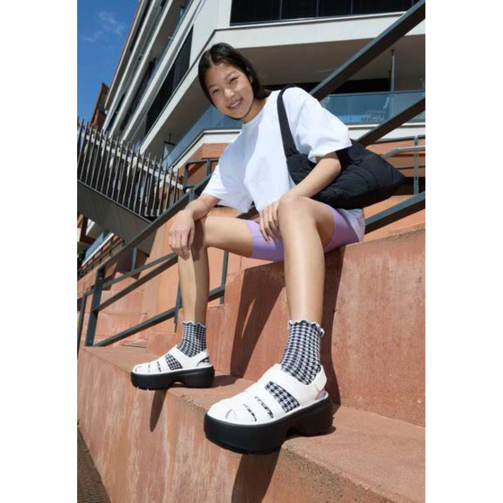 Stomp Fisherman Shoes