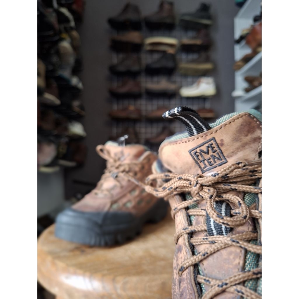 Sepatu hiking outdoor FIVE TEN 510 size 38
