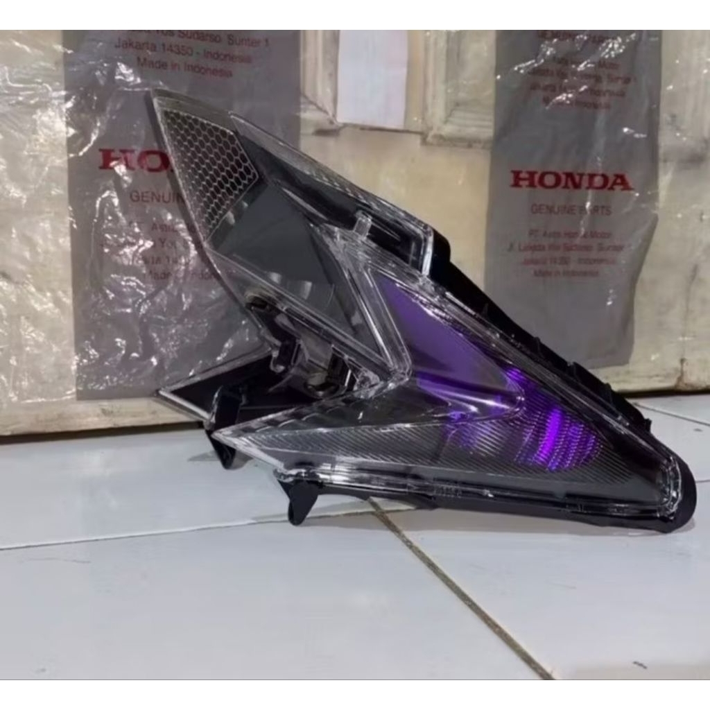 Lampu Stop Belakang Vario 125 Techno KZR Custom Hitam Ungu