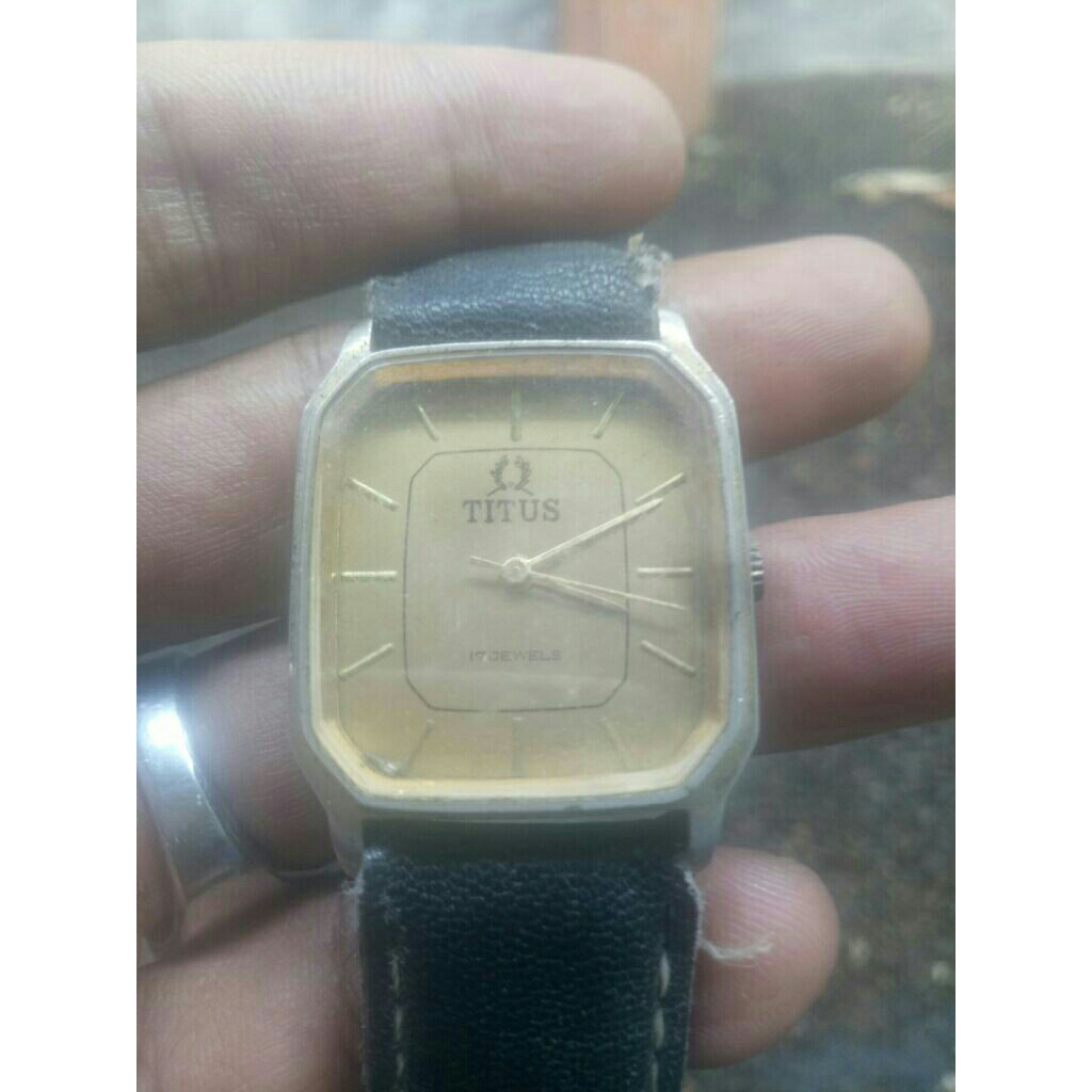 Vintage Titus Crystal Manual Winding