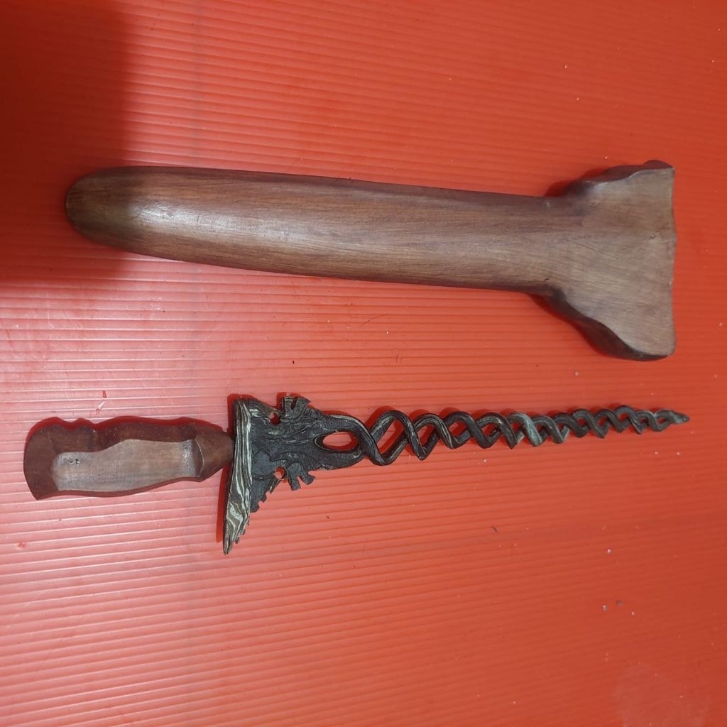 keris patrem naga kembar