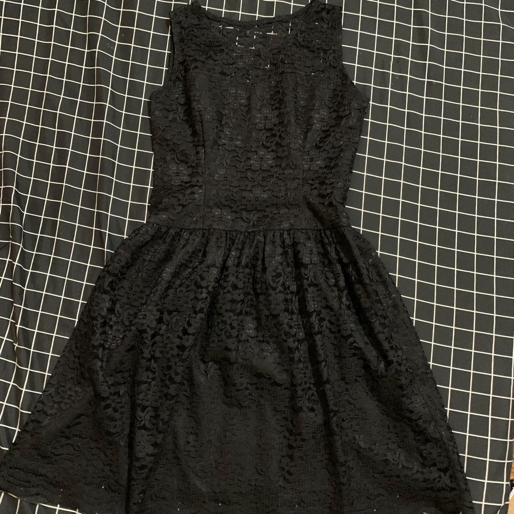 Dress Hitam Pendek Brokat