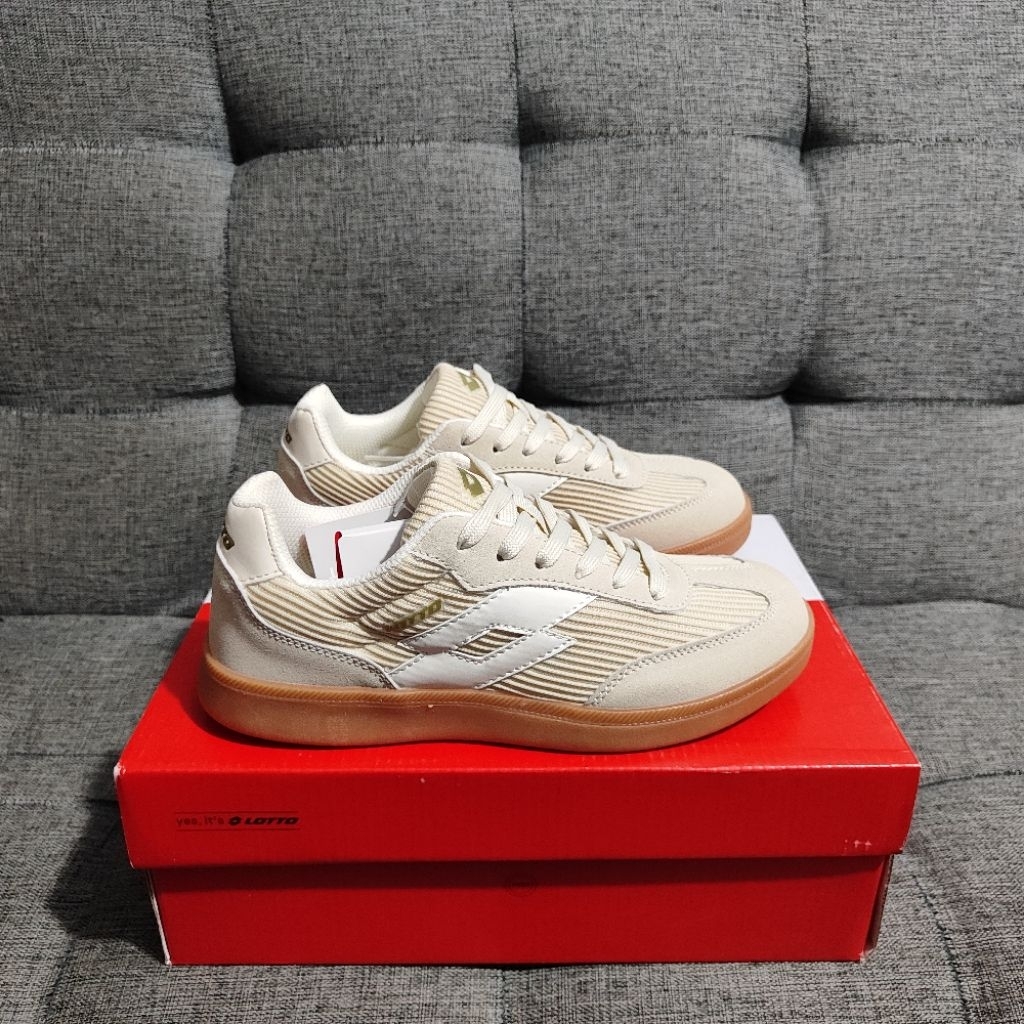 Lotto Sneakers ESCRA Women's - Beige/White [LOTLS250315W]