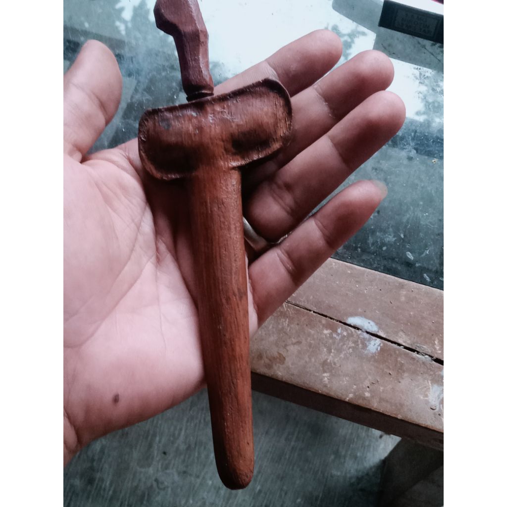 nogo kikik tindik emas