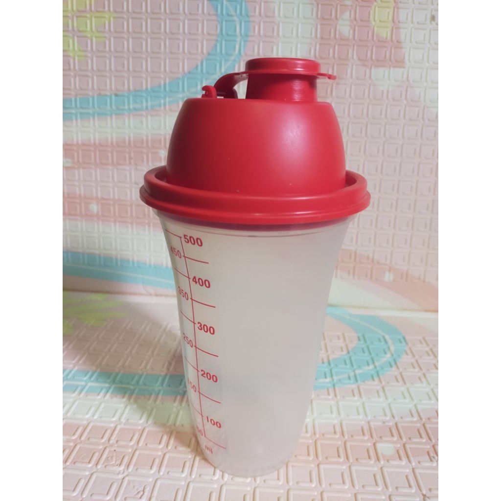 SHAKER / TUMBLER / GELAS TAKAR/ WADAH SERBAGUNA TUPPERWARE BARU