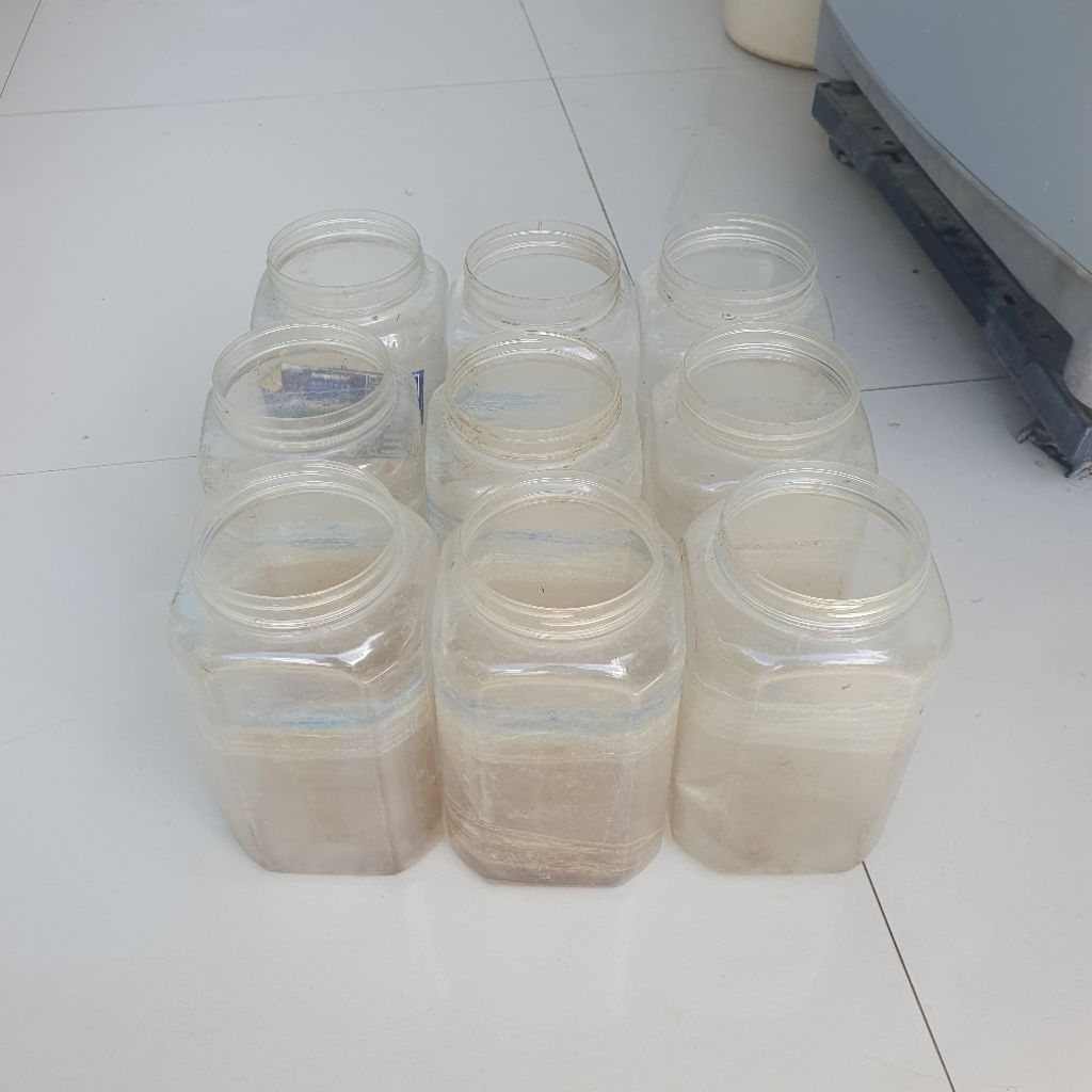 Toples bekas 2L Cupang