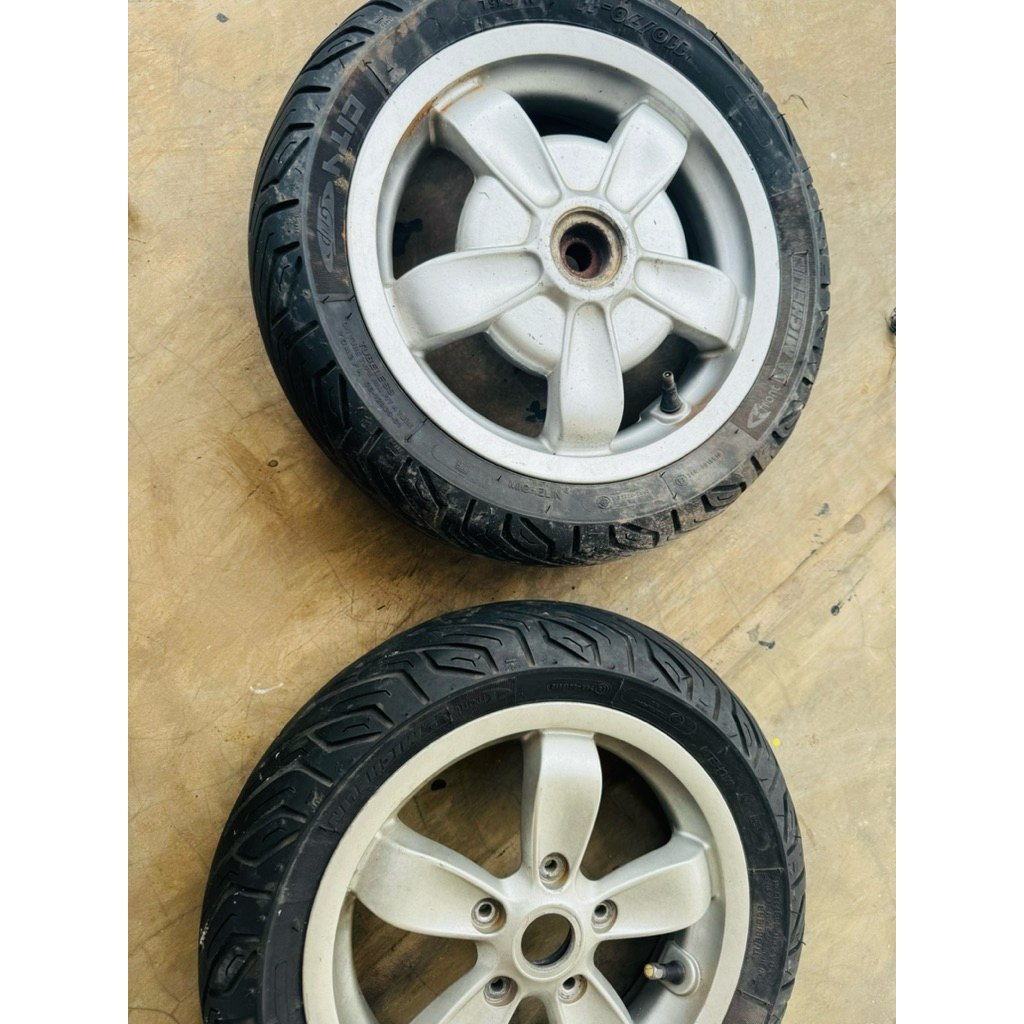 velg vespa matic primavera ring 11