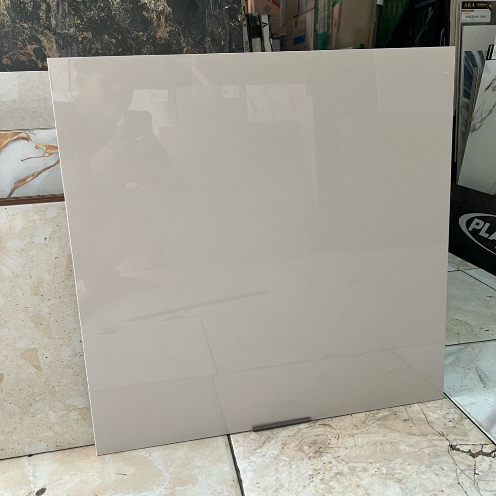 Granit 60x60 Infiniti Cream Polos | Glossy