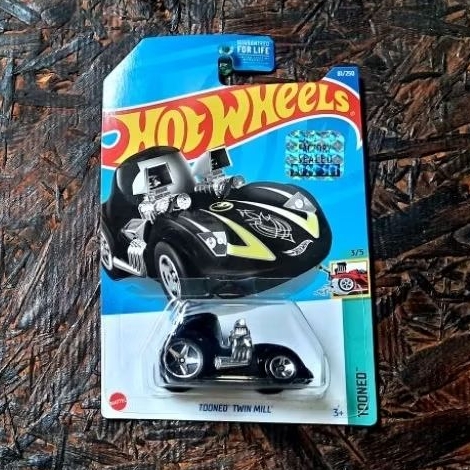 Hot Wheels Tooned Twin Mill Hitam Treasure Hunt Factory Sealed 2022