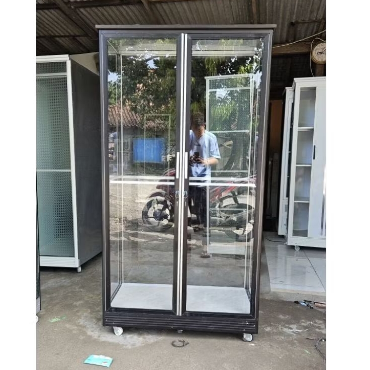 lemari kaca / lemari gantung gamis / lemari pakaian / lemari 2 pintu