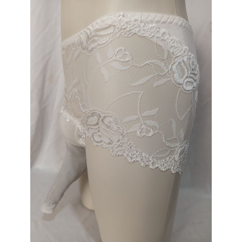 Celana Dalam Pria Bahan Renda