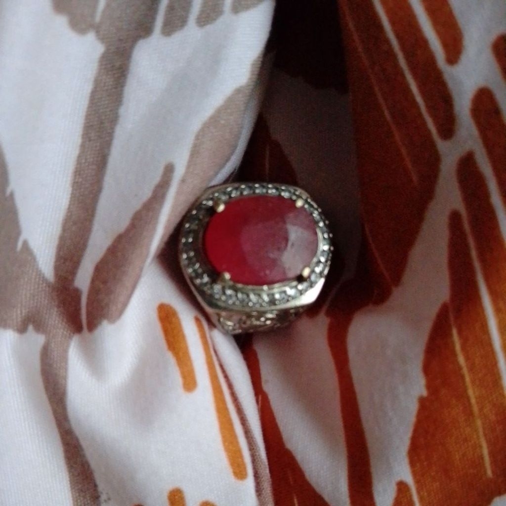 cincin Ruby batu asli