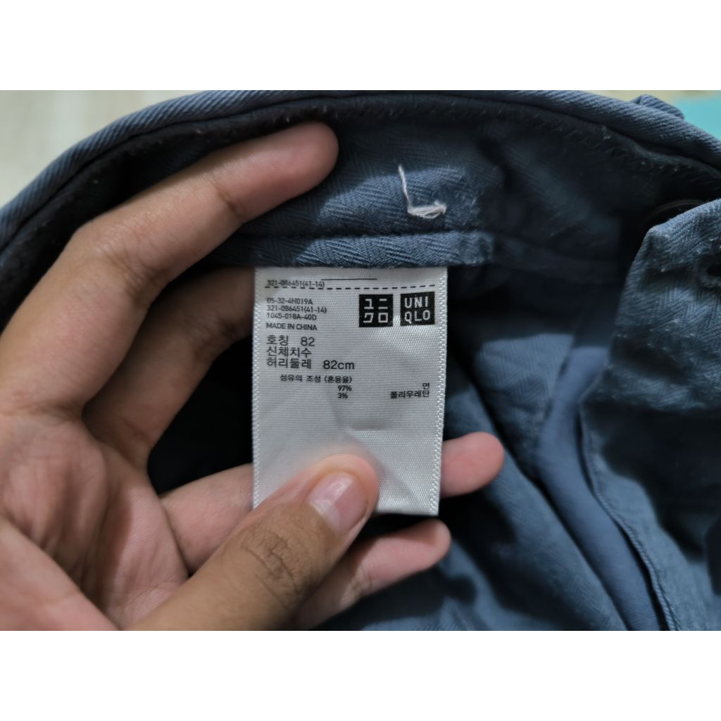 Celana Chino Uniqlo Blue Stretch