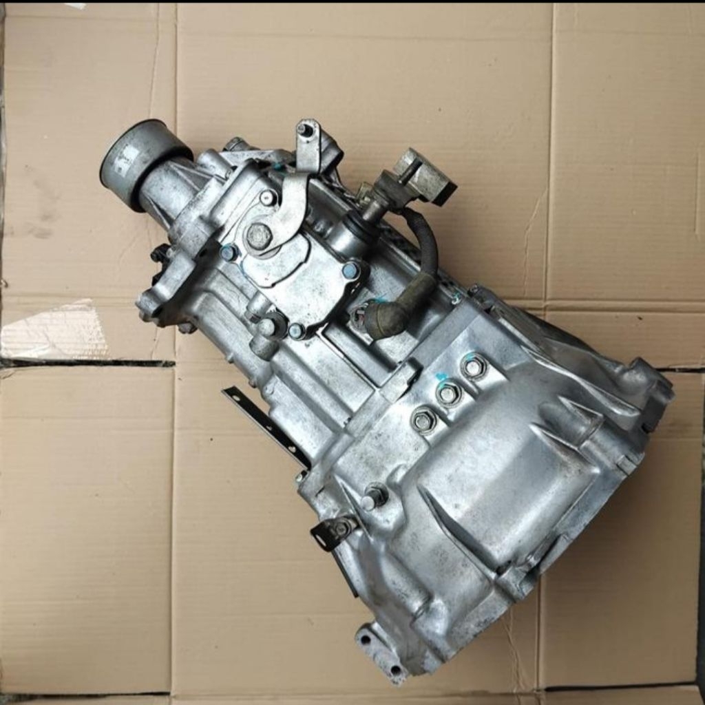 Transmisi Perseneling Gearbox Grand Max Luxio Manual Transmisi Assy Grand Max Luxio Manual