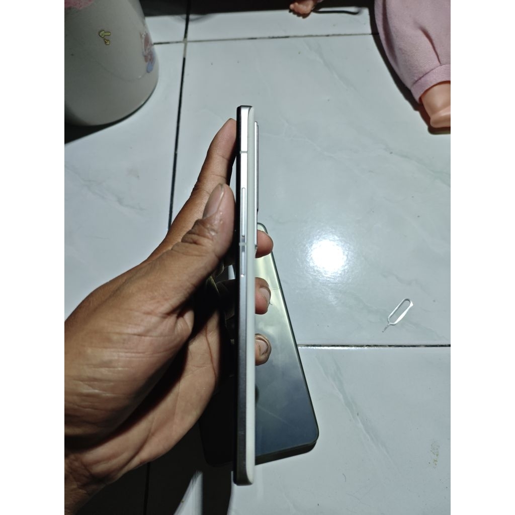 iQOO 11 SECOND LIKE NEW