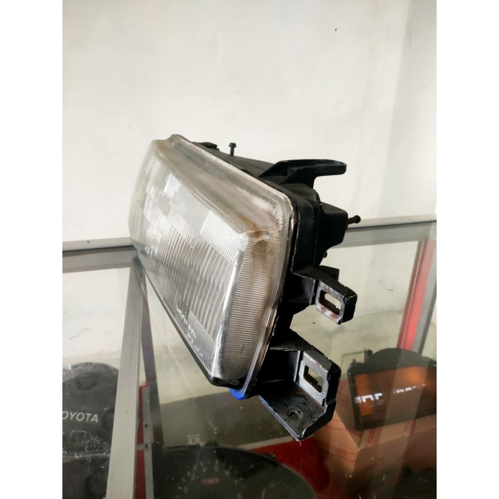 Headlamp Corolla Twincam Kanan