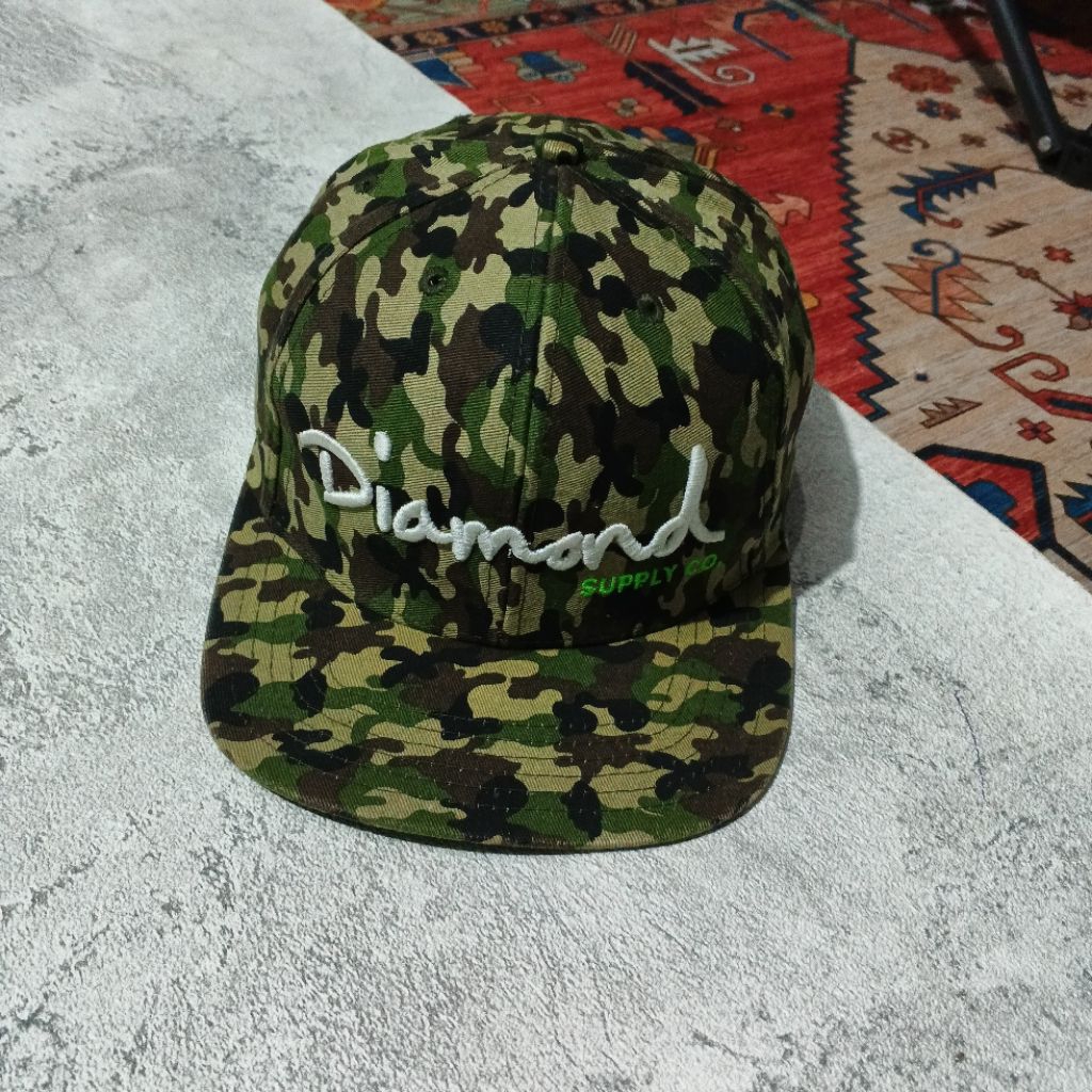 topi cammo diamond supply army