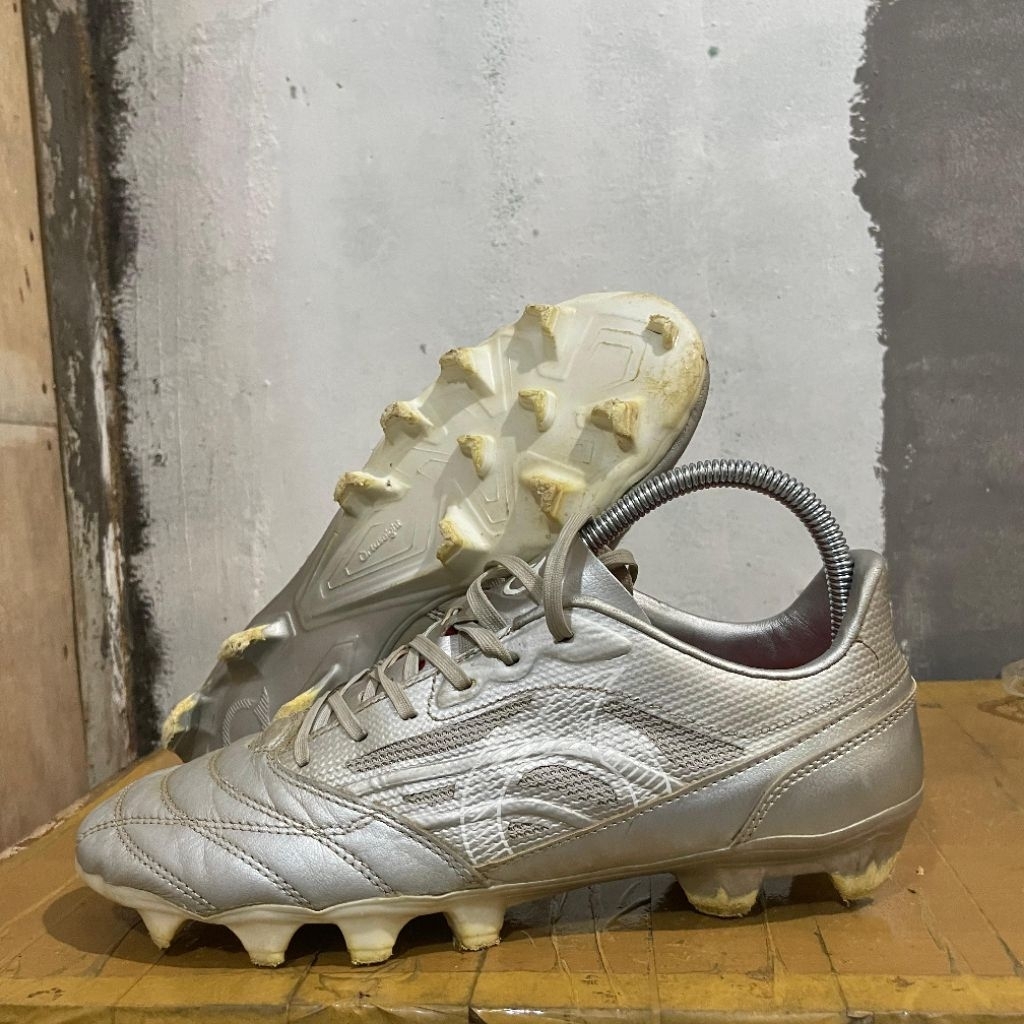 Sepatu Ortus Second Size 39