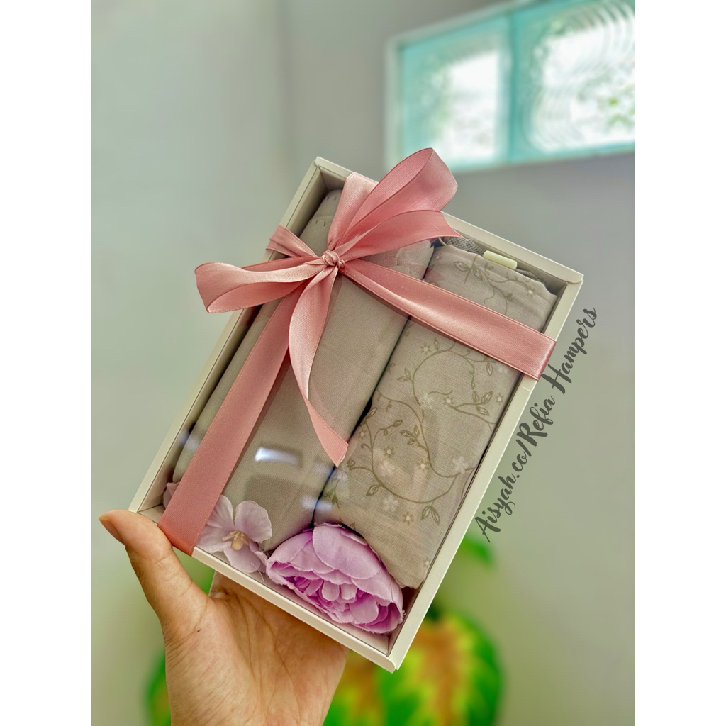 Hampers Hijab/ Hampers Lebaran/ Hampers wisuda