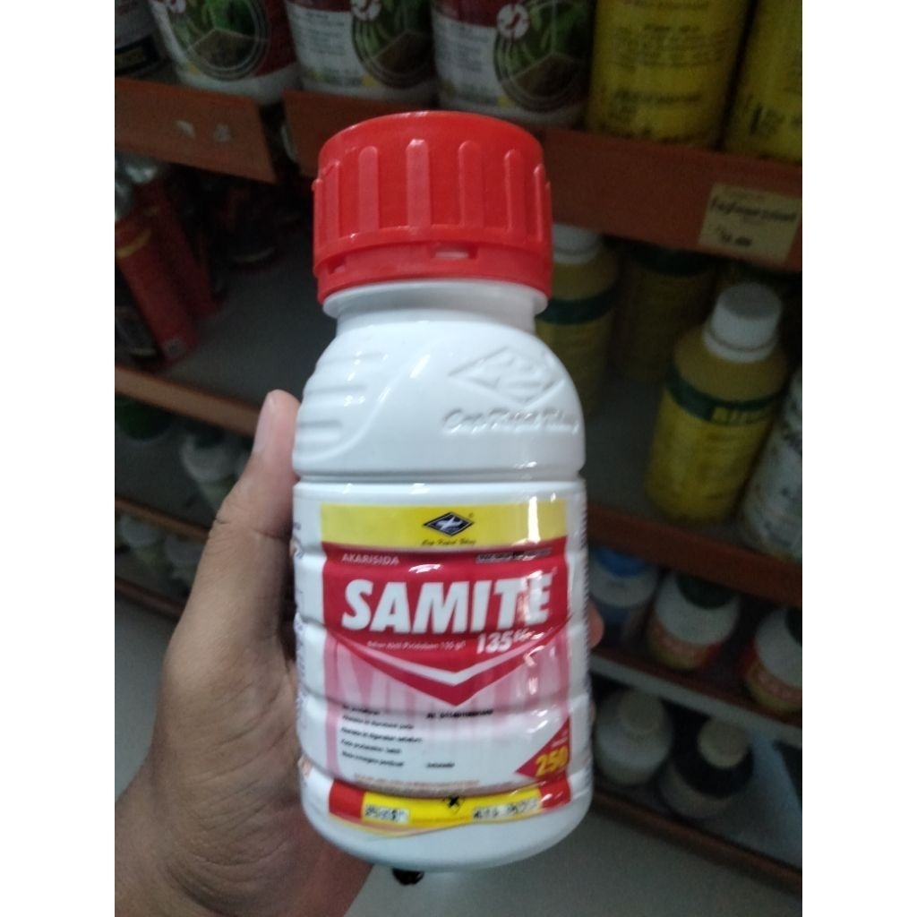 Samite 135 EC Akarisida