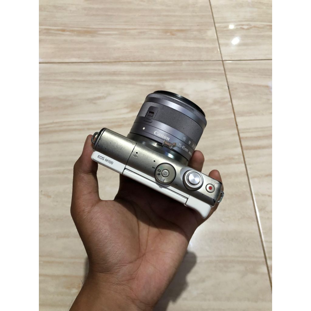 Kamera Second Canon M100 PUTIH VIGNET